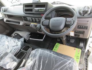 三菱 クレーン付 小型 令和7年4月 ◆商談中◆　2PGーFEB90 8枚目