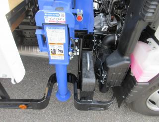 三菱 クレーン付 小型 令和7年4月 ◆商談中◆　2PGーFEB90 31枚目