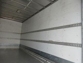 いすゞ バン 中型 平成27年9月 TKGーFRR90S2 26枚目