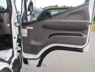 三菱 平ボデー・Wキャブ・シャーシ 小型 令和7年10月 2RGーFBAV0 8枚目