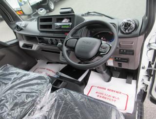 三菱 平ボデー・Wキャブ・シャーシ 小型 令和7年10月 2RGーFBAV0 9枚目