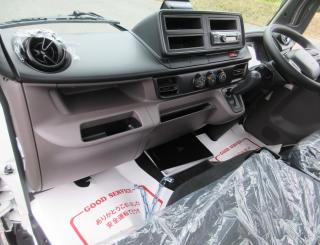 三菱 平ボデー・Wキャブ・シャーシ 小型 令和7年10月 2RGーFBAV0 18枚目