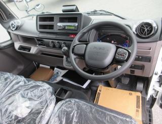 三菱 平ボデー・Wキャブ・シャーシ 小型 令和7年10月 ◆商談中◆　2RGーFBAV0 9枚目