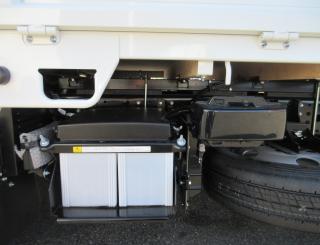 三菱 平ボデー・Wキャブ・シャーシ 小型 令和7年11月 2RGーFBAV0 35枚目