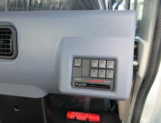 三菱 平ボデー・Wキャブ・シャーシ 小型 令和7年11月 2RGーFBA20 26枚目