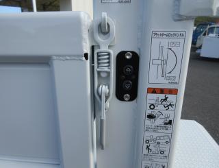 三菱 平ボデー・Wキャブ・シャーシ 小型 令和7年11月 2RGーFBA20 34枚目