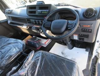 三菱 クレーン付 小型 令和7年11月 ◆商談中◆　2PGーFEB90 9枚目