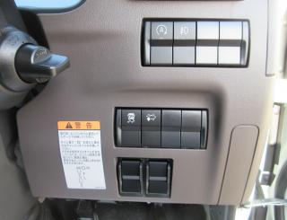 三菱 平ボデー・Wキャブ・シャーシ 小型 令和7年11月 2PGーFEB90 8枚目