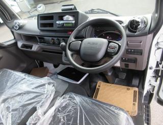 三菱 平ボデー・Wキャブ・シャーシ 小型 令和7年11月 2RGーFBA20 9枚目