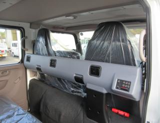 三菱 平ボデー・Wキャブ・シャーシ 小型 令和7年11月 2RGーFBA20 28枚目