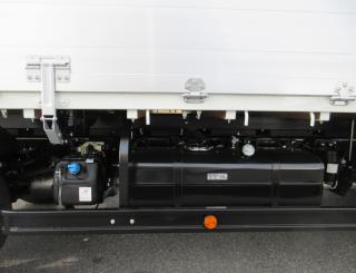 三菱 平ボデー・Wキャブ・シャーシ 小型 令和7年11月 2PGーFEB90 32枚目