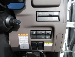 三菱 ウィング 小型 令和7年11月 2PGーFEB90 10枚目