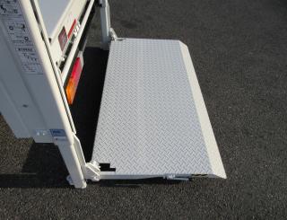 三菱 平ボデー・Wキャブ・シャーシ 小型 令和7年11月 2RGーFBAV0 27枚目