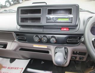 三菱 平ボデー・Wキャブ・シャーシ 小型 令和7年11月 2PGーFEB90 13枚目