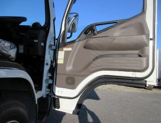 三菱 バン 小型 令和7年11月 ◆商談中◆　2RGーFEAV0 8枚目