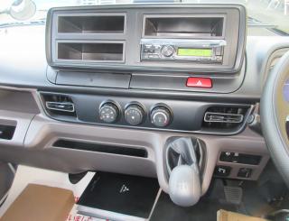 三菱 平ボデー・Wキャブ・シャーシ 小型 令和7年11月 2RGーFBAV0 13枚目