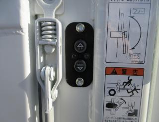 三菱 平ボデー・Wキャブ・シャーシ 小型 令和7年11月 2RGーFBAV0 27枚目