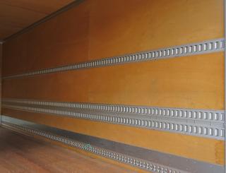 三菱 バン 中型 令和2年9月 2KGーFK65F 25枚目