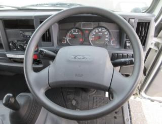 いすゞ 冷凍・保冷 小型 平成27年10月 ◆商談中◆　TPGーNHR85AN 10枚目