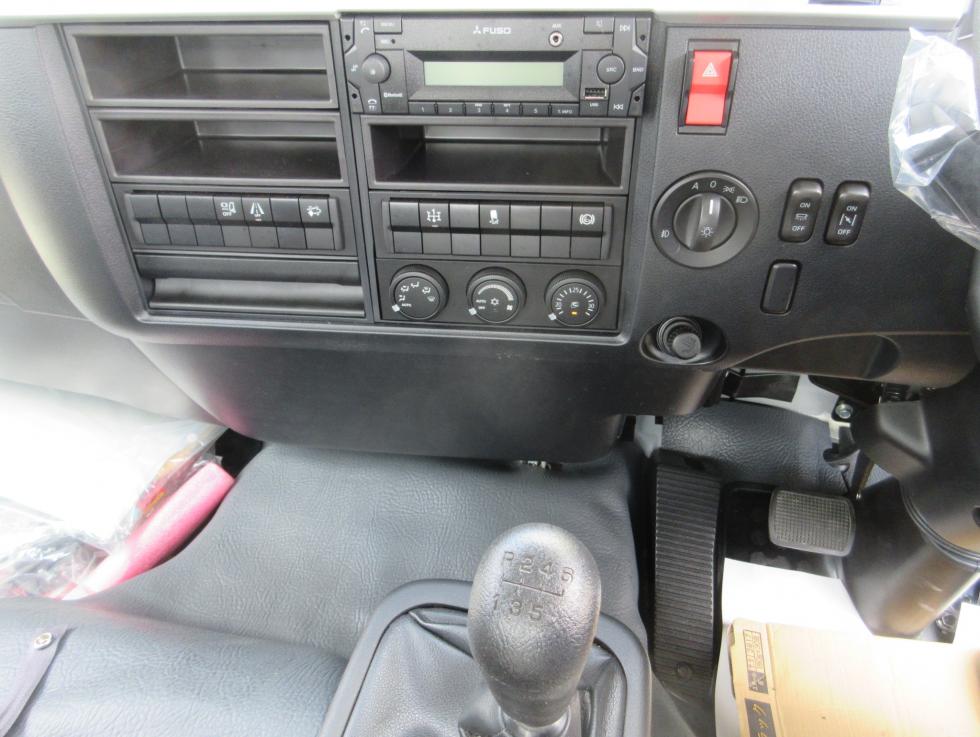 三菱 アームロール 中型 令和7年4月 2KGーFK72F 13枚目