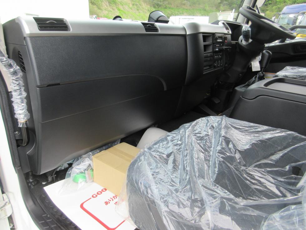 三菱 ウィング 中型 令和7年4月 ◆商談中◆　2KGーFK65F 19枚目