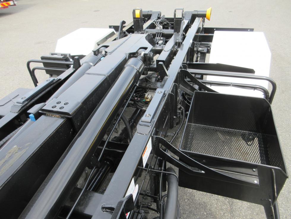 三菱 アームロール 中型 令和7年4月 2KGーFK72F 47枚目