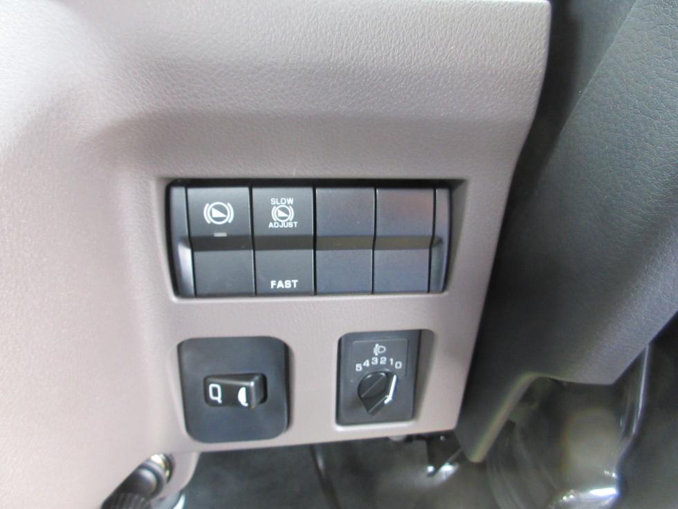 三菱 クレーン付 小型 令和7年4月 ◆商談中◆　2PGーFEB90 14枚目