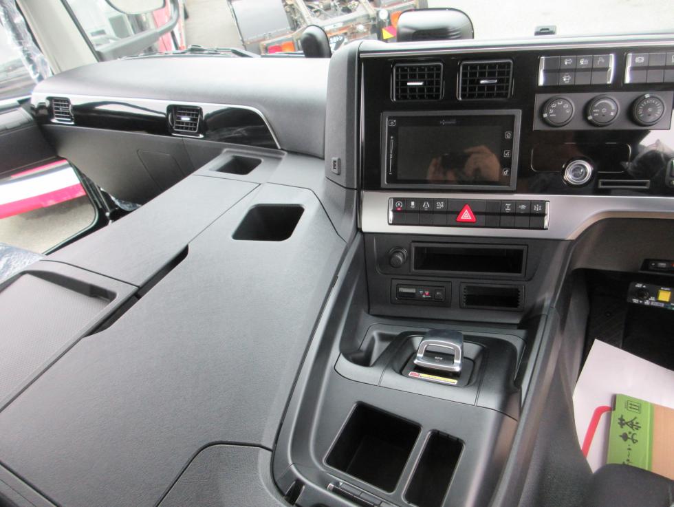 三菱 ダンプ 大型 令和7年5月 2PGーFV80HX 12枚目