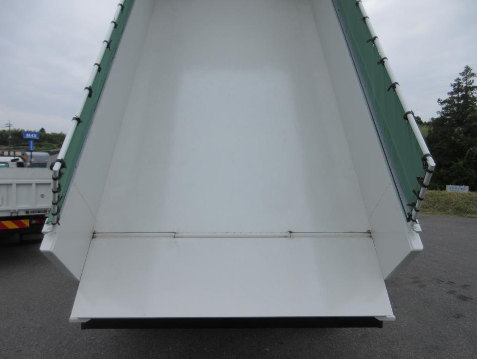 三菱 ダンプ 大型 令和7年5月 2PGーFV80HX 22枚目