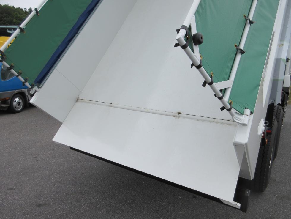 三菱 ダンプ 大型 令和7年5月 2PGーFV80HX 25枚目