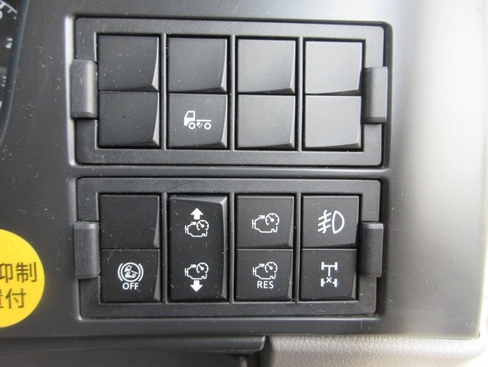 UD 平ボデー・Wキャブ・シャーシ 大型 平成30年10月 ◆商談中◆　2PGーCG5CA 13枚目