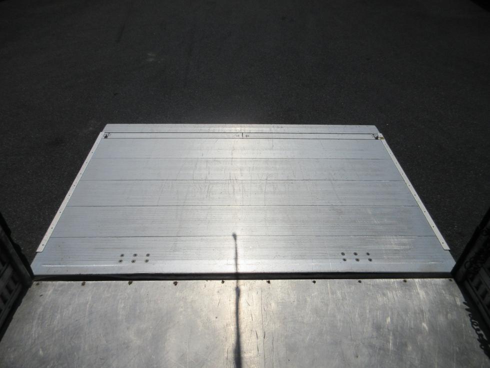 いすゞ バン 中型 平成27年9月 TKGーFRR90S2 27枚目