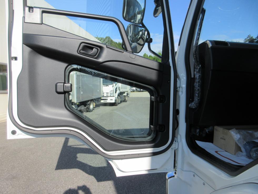 三菱 ウィング 中型 令和7年7月 ◆商談中◆　2KGーFK65F 20枚目