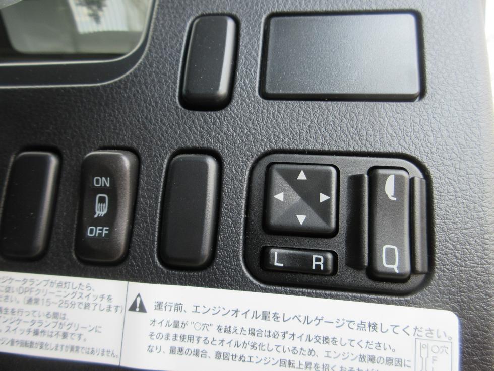 三菱 ダンプ 中型  2KGーFK62F 10枚目