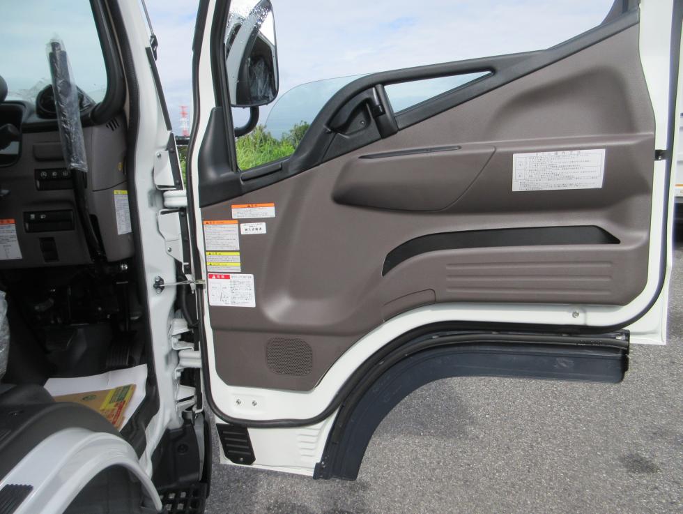 三菱 ダンプ 小型 令和7年9月 2RGーFBA30 8枚目