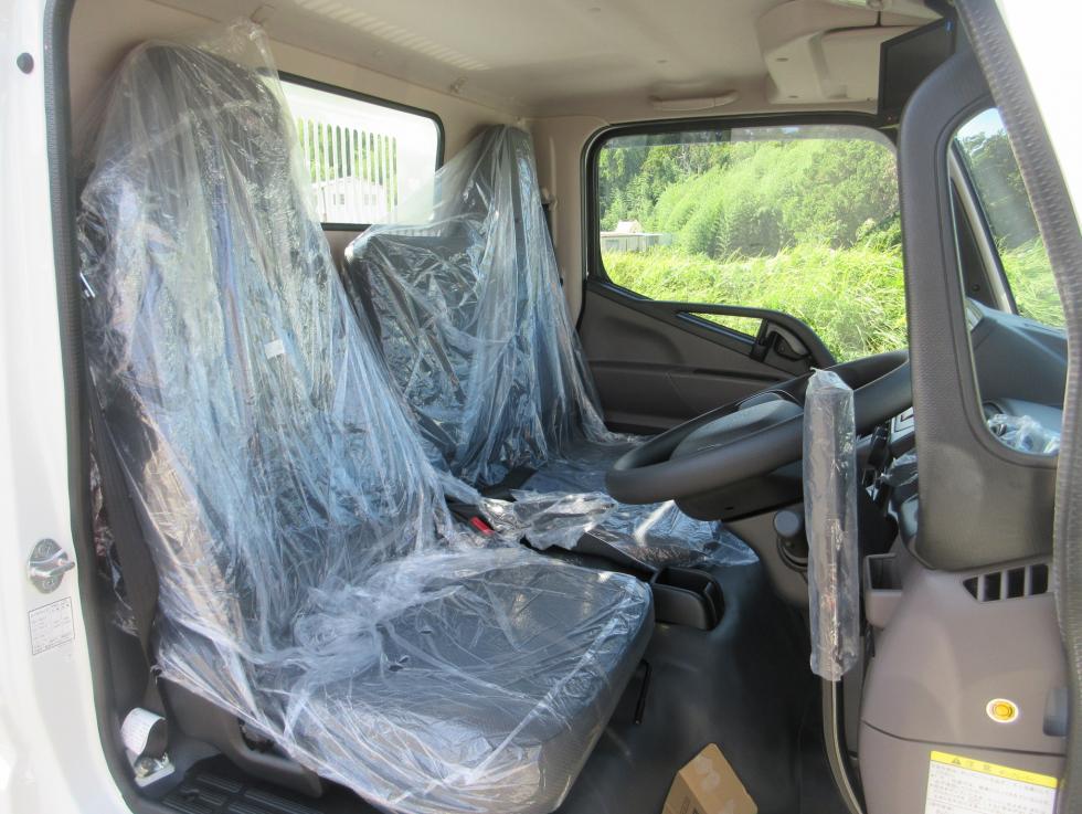 三菱 ダンプ 小型 令和7年9月 2RGーFBA30 7枚目