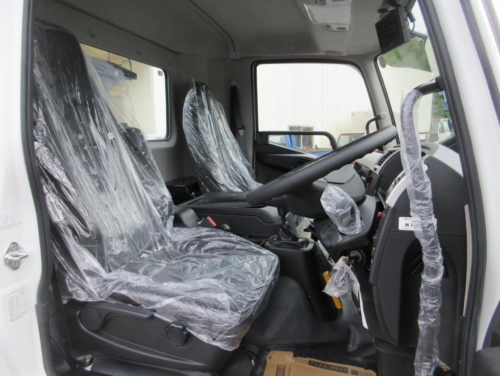 三菱 アームロール 中型 令和7年10月 2KGーFK72F 7枚目