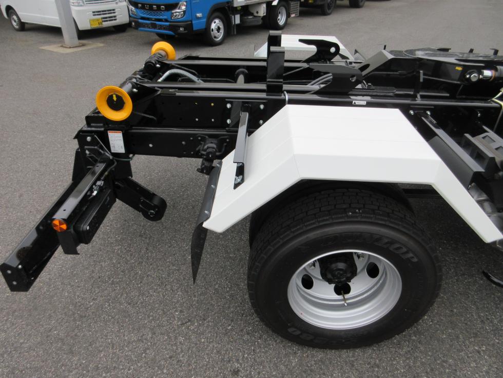 三菱 アームロール 中型 令和7年10月 2KGーFK72F 31枚目