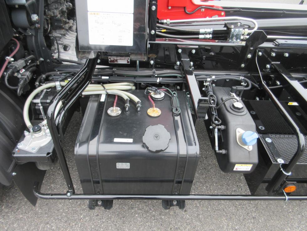 三菱 アームロール 中型 令和7年10月 2KGーFK72F 35枚目