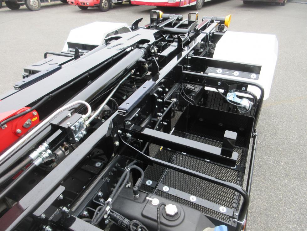 三菱 アームロール 中型 令和7年10月 2KGーFK72F 49枚目