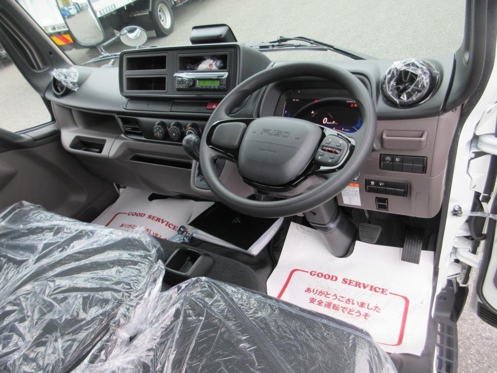 三菱 平ボデー・Wキャブ・シャーシ 小型 令和7年10月 2RGーFBAV0 9枚目