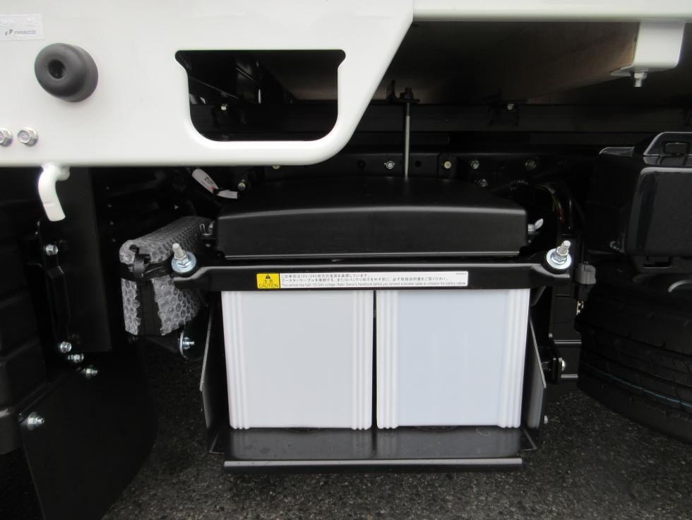 三菱 平ボデー・Wキャブ・シャーシ 小型 令和7年10月 2RGーFBAV0 33枚目