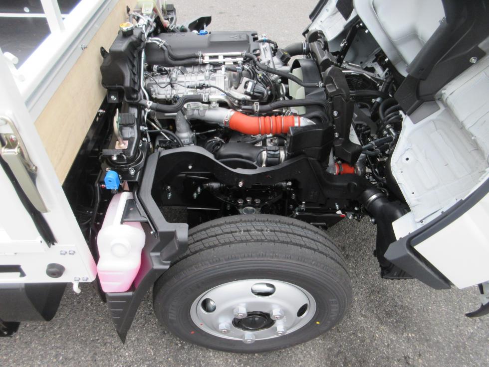 三菱 平ボデー・Wキャブ・シャーシ 小型 令和7年10月 2RGーFBAV0 43枚目