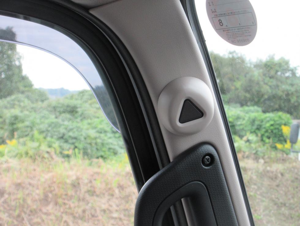 三菱 平ボデー・Wキャブ・シャーシ 小型 令和7年10月 2RGーFBAV0 15枚目