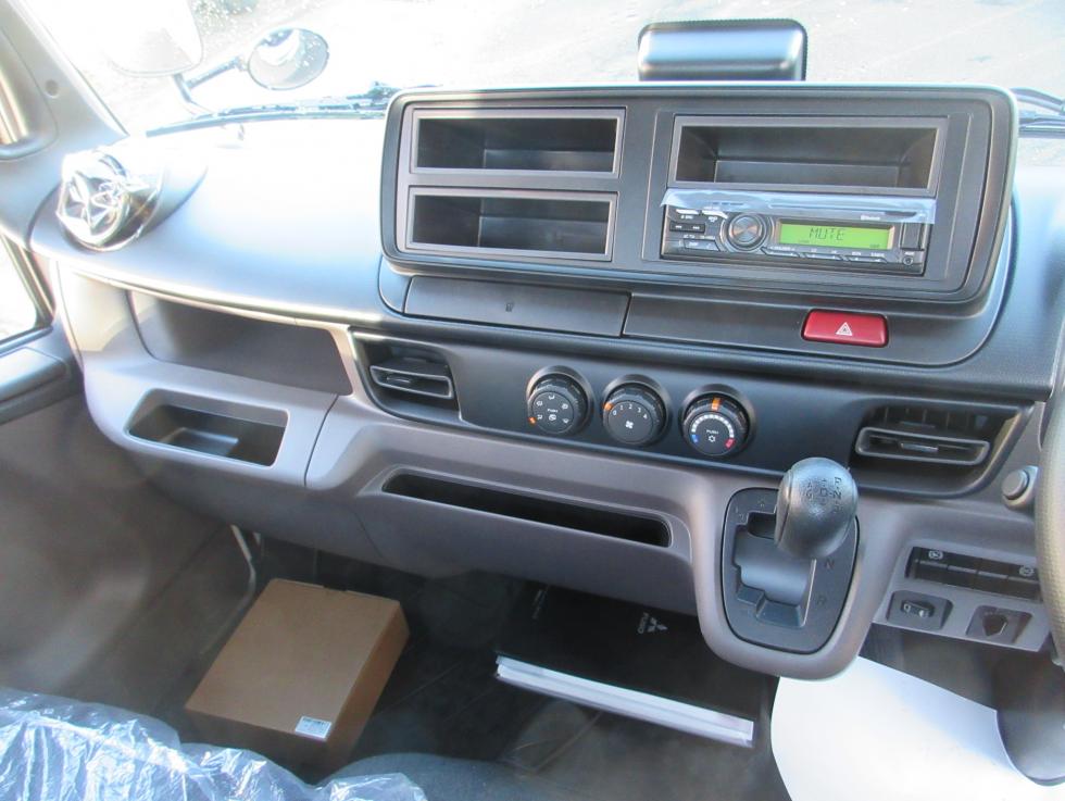 三菱 平ボデー・Wキャブ・シャーシ 小型 令和7年11月 2RGーFBAV0 12枚目