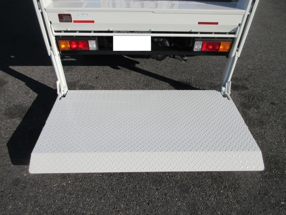 三菱 平ボデー・Wキャブ・シャーシ 小型 令和7年11月 2RGーFBAV0 22枚目