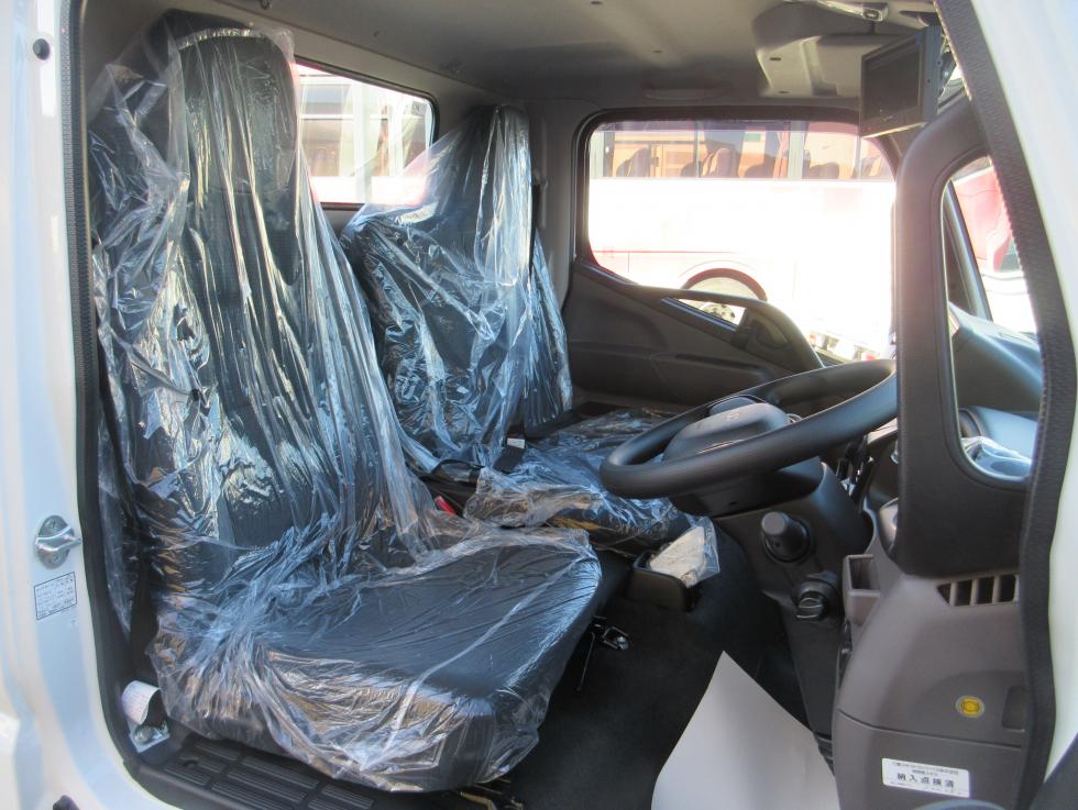 三菱 平ボデー・Wキャブ・シャーシ 小型 令和7年11月 2RGーFBAV0 7枚目