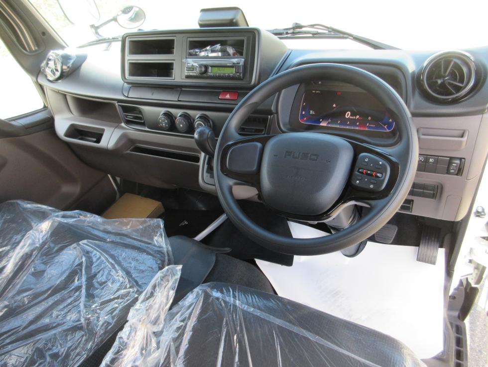 三菱 平ボデー・Wキャブ・シャーシ 小型 令和7年11月 2RGーFBA20 9枚目