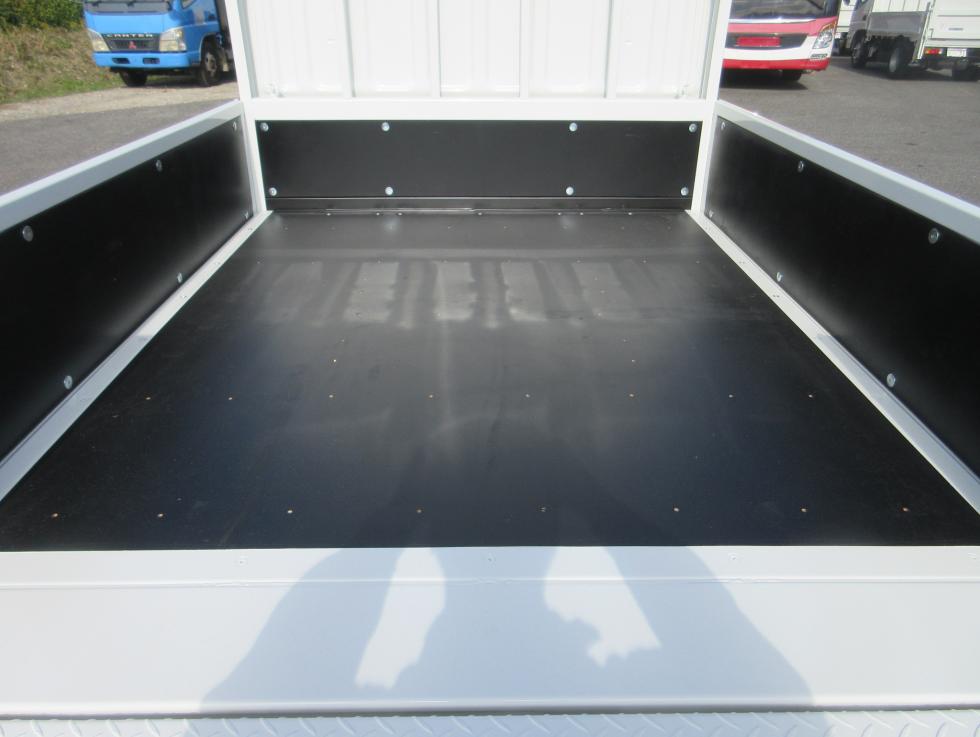 三菱 平ボデー・Wキャブ・シャーシ 小型 令和7年11月 2RGーFBA20 28枚目