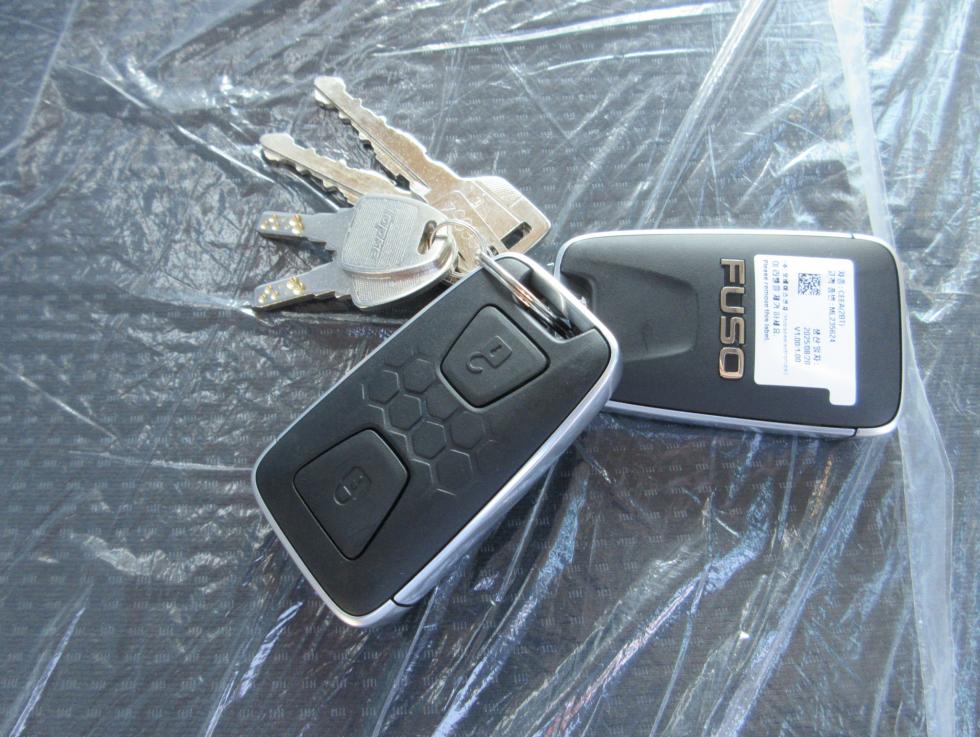 三菱 冷凍・保冷 小型 令和7年11月 2RGーFBAV0 21枚目